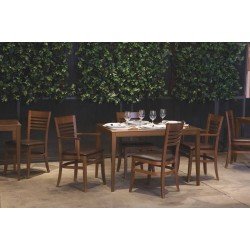 CADEIRA DE MADEIRA MARIE EM TAUARI AMENDOA COM BRACOS E ESTOFADO CAFE TRAMONTINA