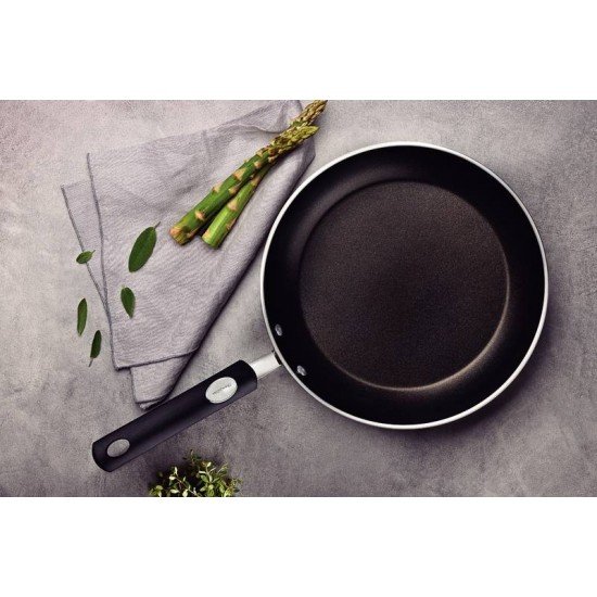 FRIGIDEIRA TRAMONTINA MÔNACO INDUCTION EM ALUMÍNIO COM REVESTIMENTO INTERNO E EXTERNO ANTIADERENTE STARFLON PREMIUM PRETO 20 CM 1 L