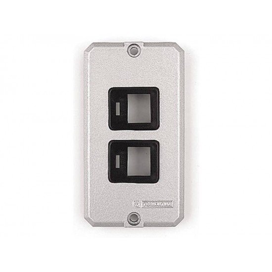 TAMPA 2 POSTOS CENTRAL 20X17 RJ45 ALUMI PARA CONDULETE 1 2 E 3 4 SPINTURA EPOXI TRAMONTINA
