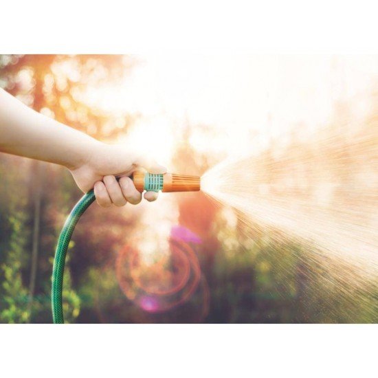 MANGUEIRA FLEX EM PVC PARA JARDIM COM 25 METROS E COM ENGATES E SUPORTE PLASTICOS TRAMONTINA