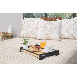 BANDEJA DAILY COM ESTRUTURA EM MADEIRA MACICA COM ACABAMENTO PRETO E VERNIZ COM PES FIXOS TRAMONTINA