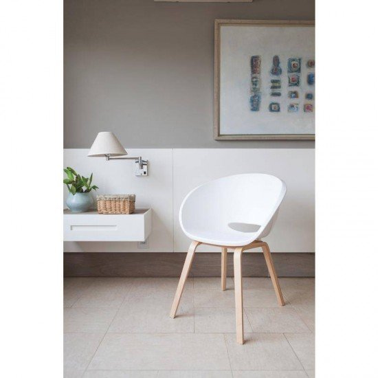 CADEIRA PLASTICA ELENA VERMELHA COM BASE DE MADEIRA