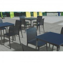 CADEIRA PLASTICA MONOBLOCO ISABELLE MARRON