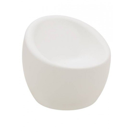 POLTRONA OCA EM POLIETILENO BRANCO TRAMONTINA