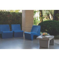 POLTRONA BERTA MARINER EM POLIETILENO TRAMONTINA