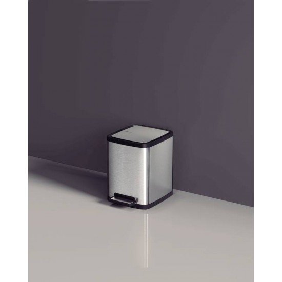 LIXEIRA TRAMONTINA OCTOS EM AÇO INOX COM BALDE REMOVÍVEL E PEDAL 10 L