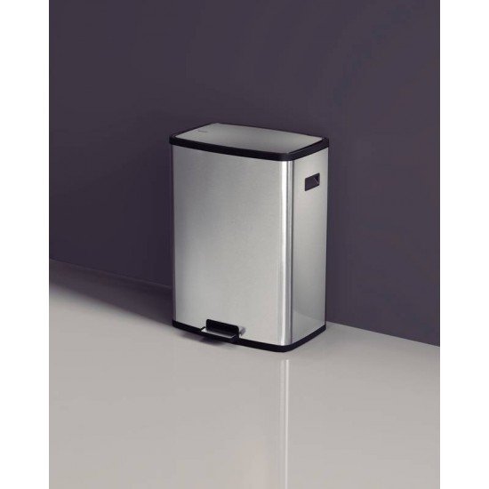 LIXEIRA TRAMONTINA OCTOS EM AÇO INOX COM BALDE REMOVÍVEL E PEDAL 45 L